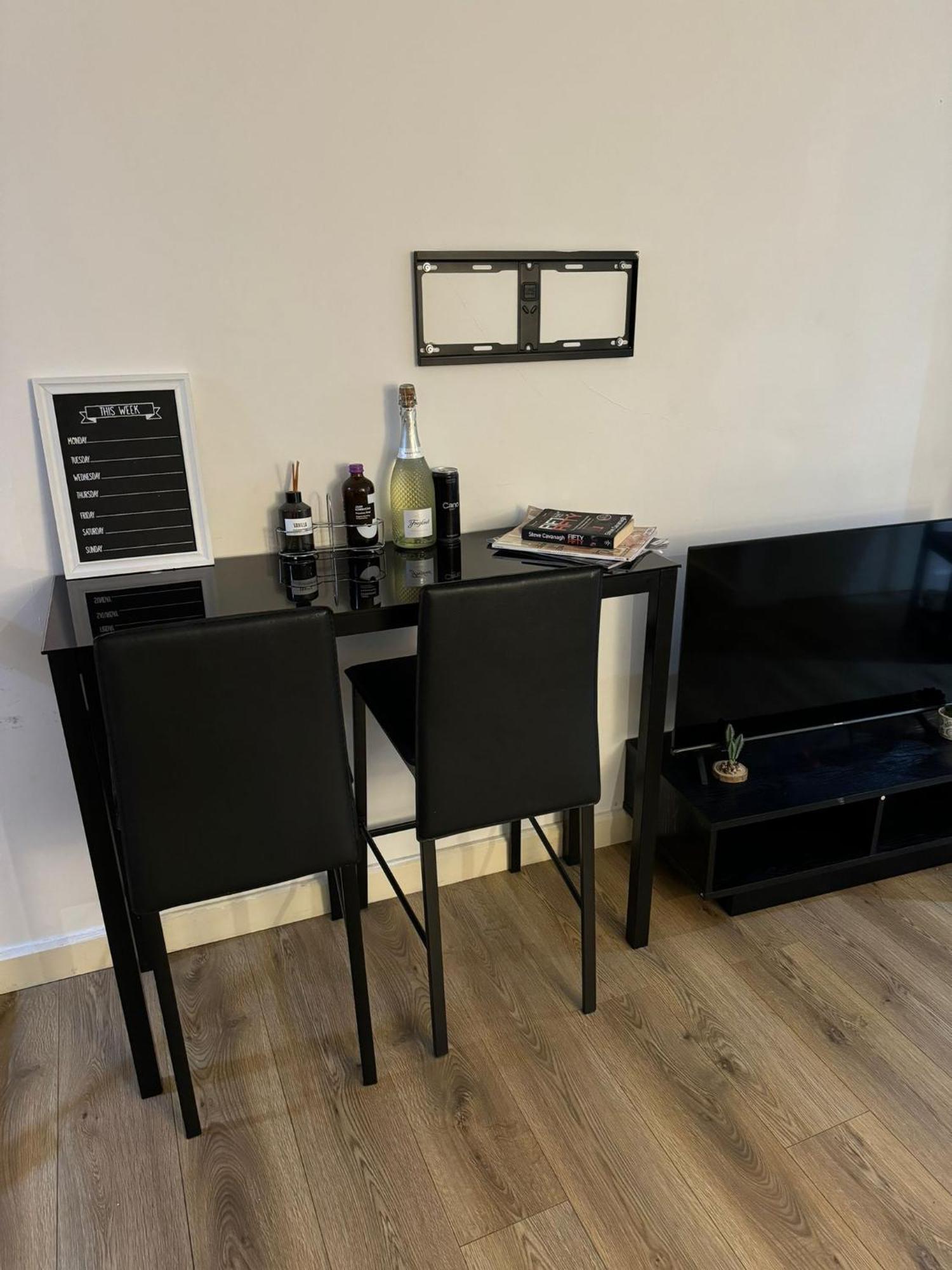 Cozy Two Bedroom Apartment Sleeps 6 Near Camden Market Hw10 Λονδίνο Εξωτερικό φωτογραφία