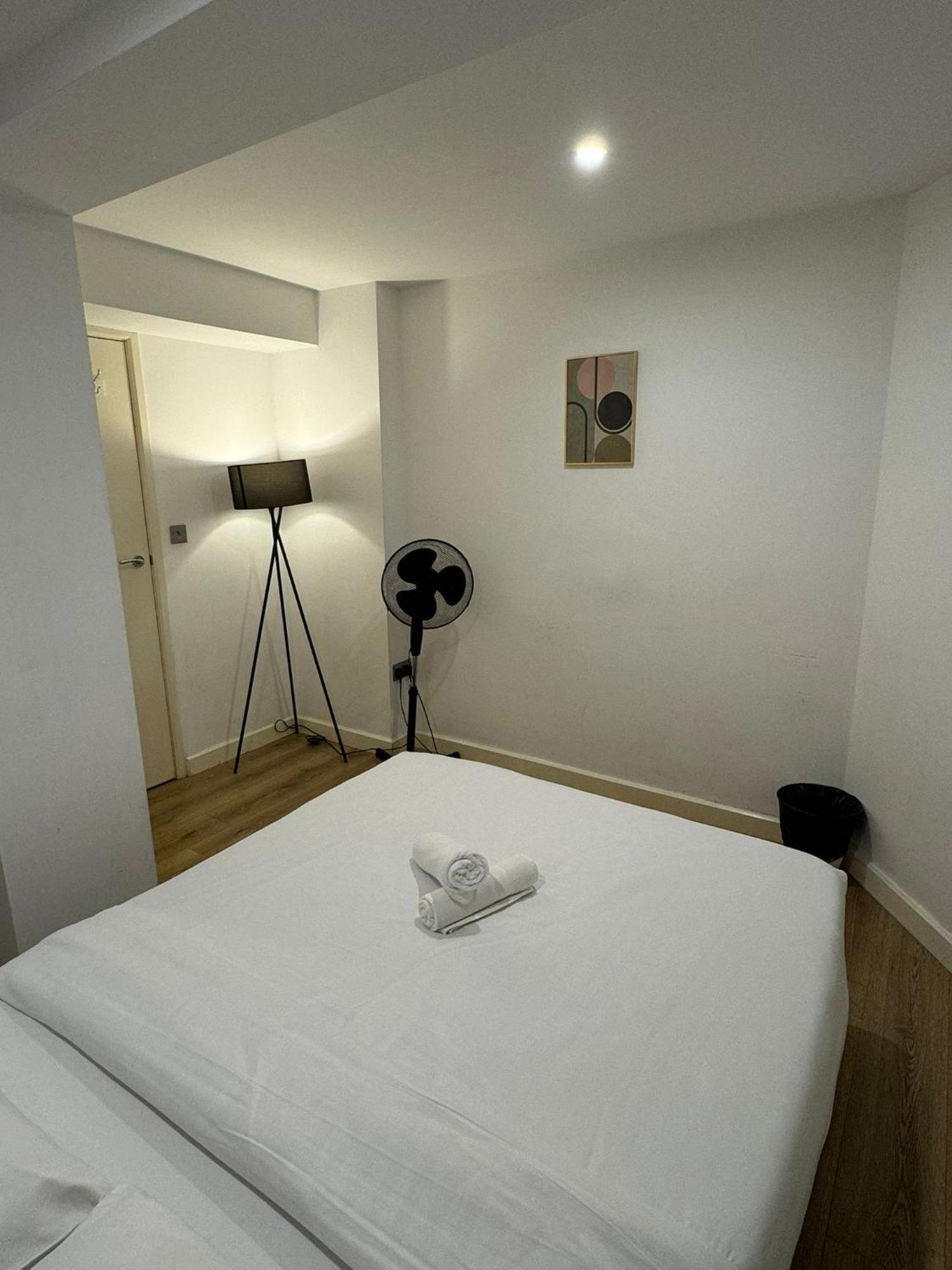 Cozy Two Bedroom Apartment Sleeps 6 Near Camden Market Hw10 Λονδίνο Εξωτερικό φωτογραφία