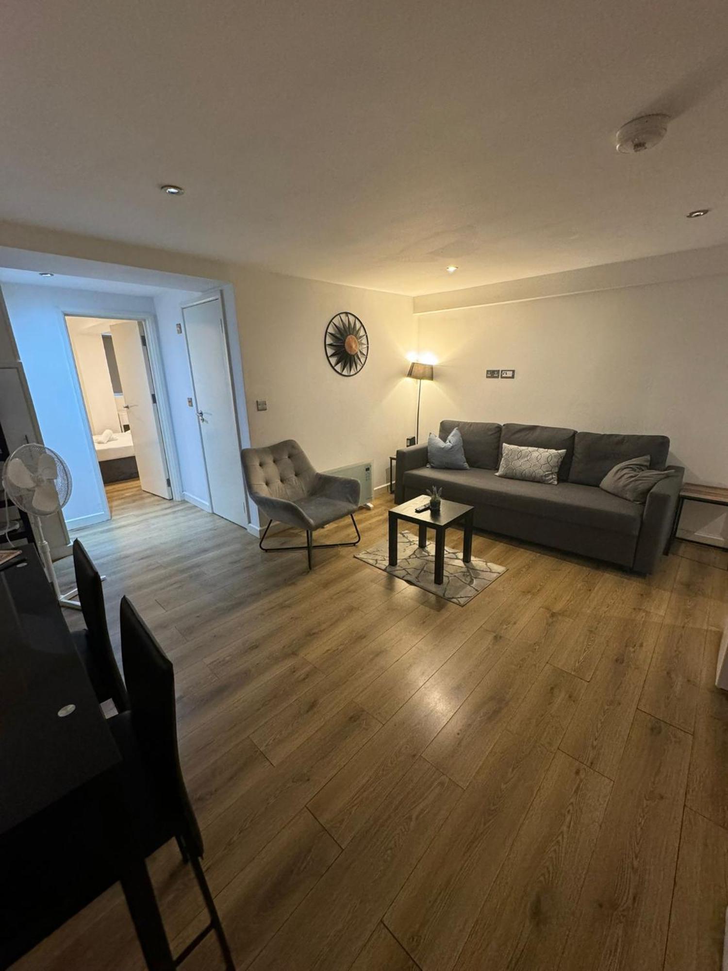 Cozy Two Bedroom Apartment Sleeps 6 Near Camden Market Hw10 Λονδίνο Εξωτερικό φωτογραφία