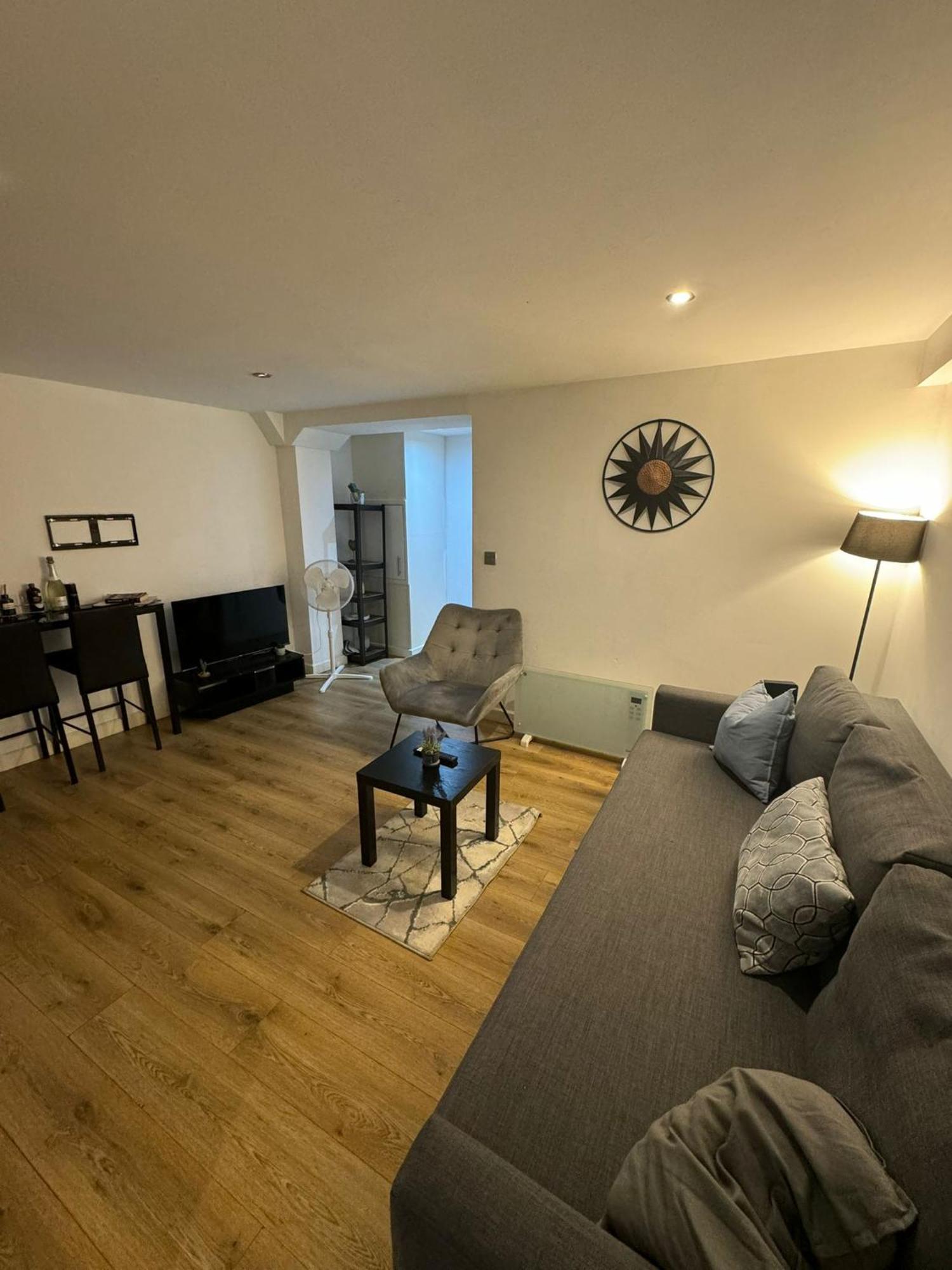 Cozy Two Bedroom Apartment Sleeps 6 Near Camden Market Hw10 Λονδίνο Εξωτερικό φωτογραφία