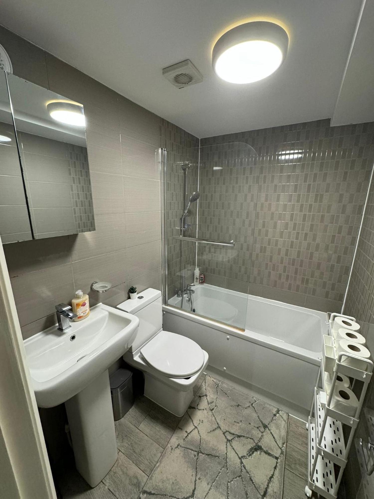 Cozy Two Bedroom Apartment Sleeps 6 Near Camden Market Hw10 Λονδίνο Εξωτερικό φωτογραφία