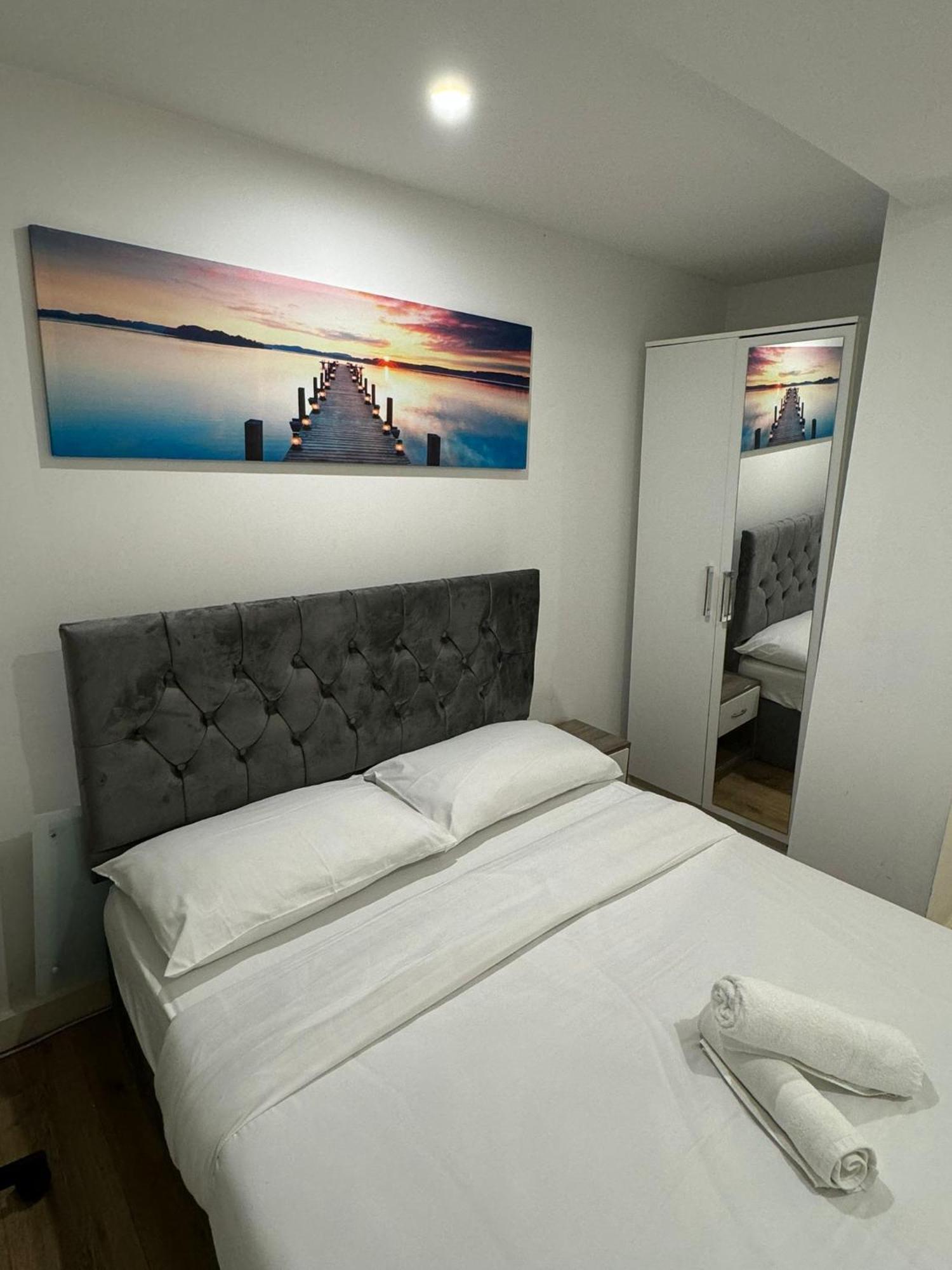 Cozy Two Bedroom Apartment Sleeps 6 Near Camden Market Hw10 Λονδίνο Εξωτερικό φωτογραφία